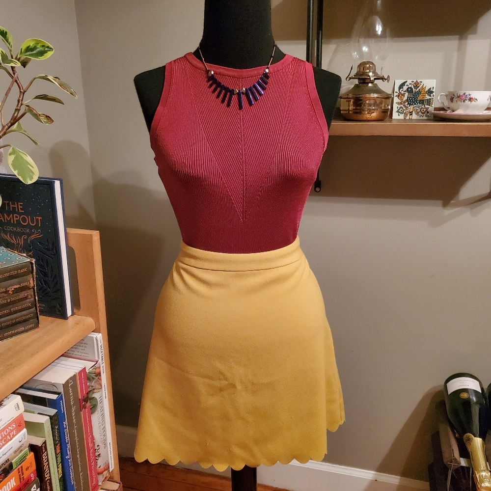 WHBM Sleeveless ribbed fitted tank/tee/blouse